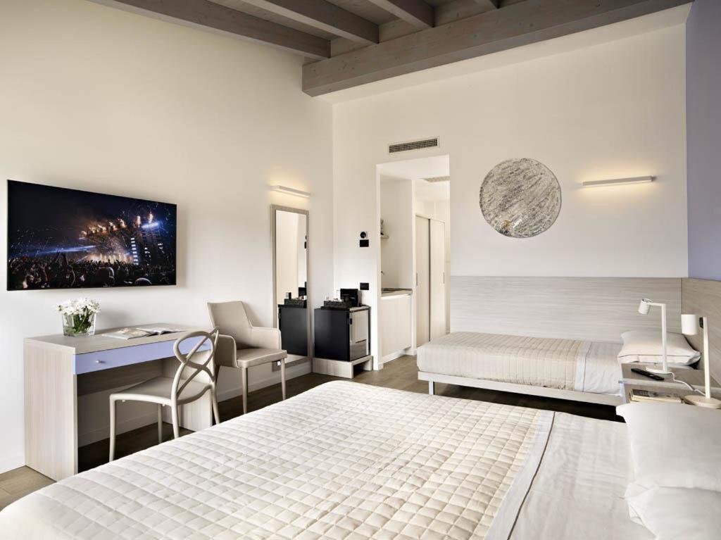 Residence Caffe Maya Масльянико Экстерьер фото